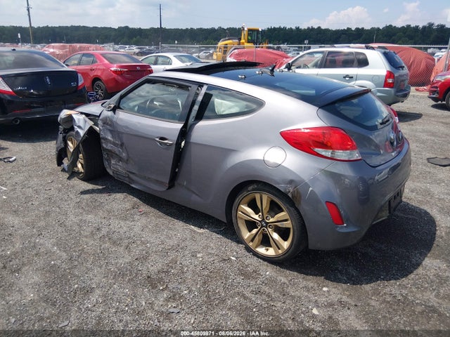 2016 Hyundai Veloster მანქანა იყიდება აუქციონზე, vin: KMHTC6AD7GU267580, აუქციონის ნომერი: 45809871