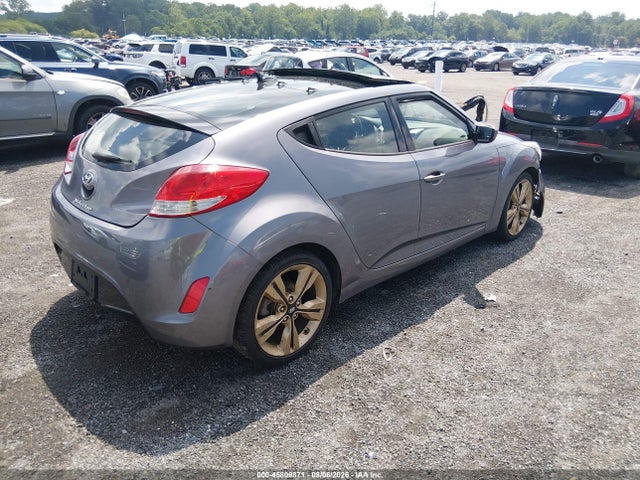 2016 Hyundai Veloster მანქანა იყიდება აუქციონზე, vin: KMHTC6AD7GU267580, აუქციონის ნომერი: 45809871
