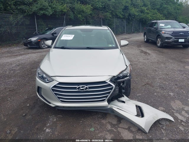 Продаж на аукціоні авто 2018 Hyundai Elantra Value Edition, vin: 5NPD84LF2JH360862, номер лоту: 45809875
