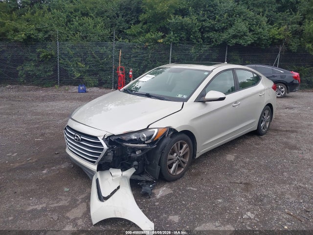 Продаж на аукціоні авто 2018 Hyundai Elantra Value Edition, vin: 5NPD84LF2JH360862, номер лоту: 45809875