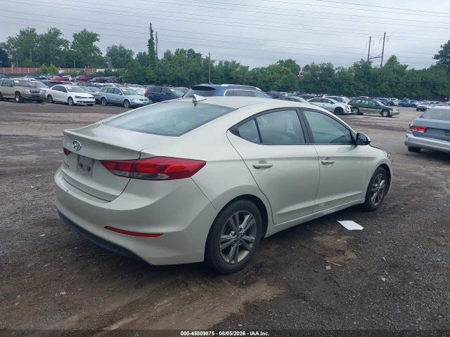 Продаж на аукціоні авто 2018 Hyundai Elantra Value Edition, vin: 5NPD84LF2JH360862, номер лоту: 45809875