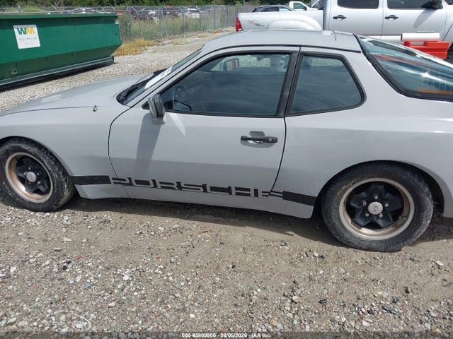 45809900 :رقم المزاد ، WP0AA0942EN465607 vin ، 1984 Porsche 944 مزاد بيع