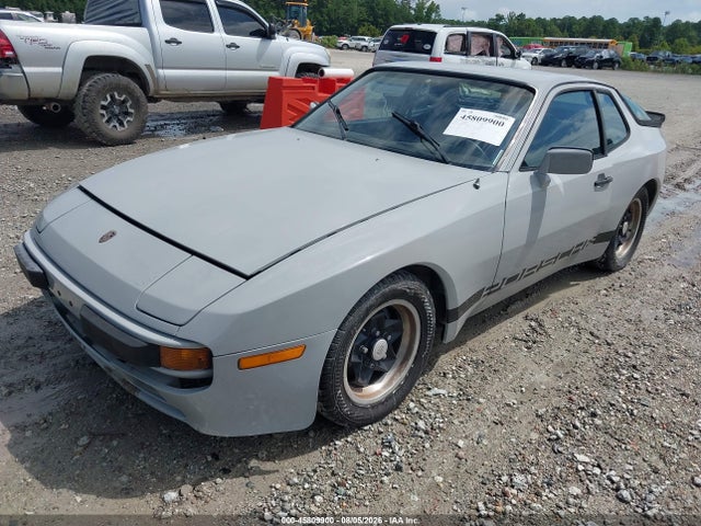 45809900 :رقم المزاد ، WP0AA0942EN465607 vin ، 1984 Porsche 944 مزاد بيع