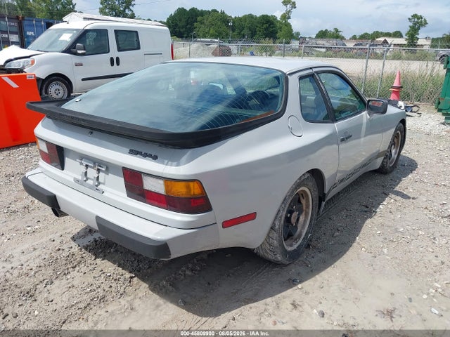 45809900 :رقم المزاد ، WP0AA0942EN465607 vin ، 1984 Porsche 944 مزاد بيع
