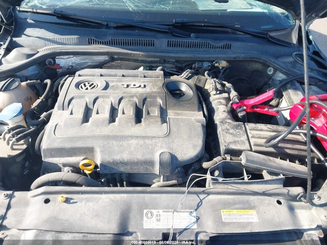 45809919 :رقم المزاد ، 3VWLA7AJ8FM287777 vin ، 2015 Volkswagen Jetta 2.0l Tdi Se مزاد بيع
