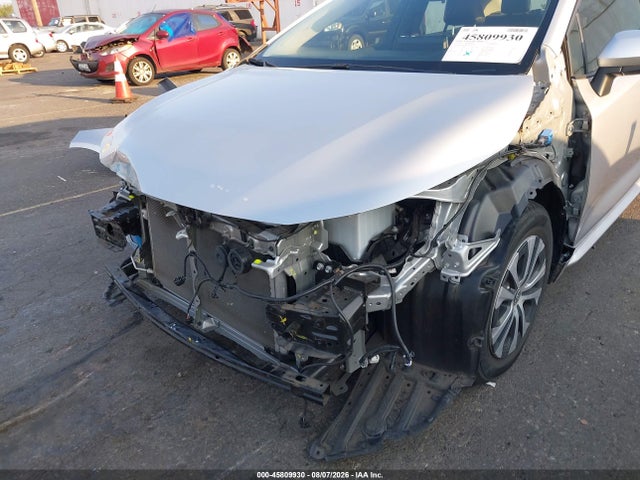 Toyota Corolla Hybrid Le 2022 JTDEAMDE3NJ037979 Image 6