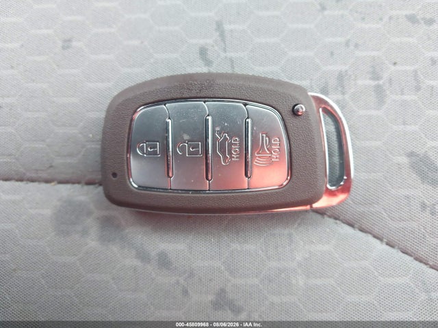 2019 Hyundai Elantra Value Edition მანქანა იყიდება აუქციონზე, vin: 5NPD84LF2KH414369, აუქციონის ნომერი: 45809968