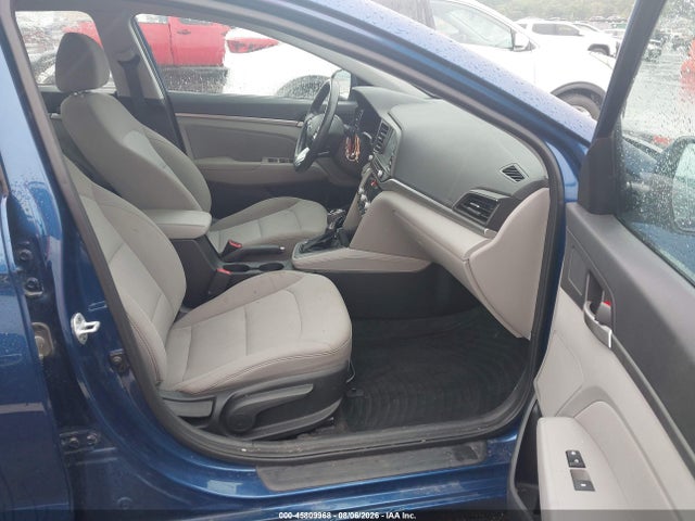 2019 Hyundai Elantra Value Edition მანქანა იყიდება აუქციონზე, vin: 5NPD84LF2KH414369, აუქციონის ნომერი: 45809968