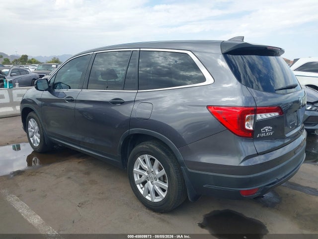 Honda PILOT LX 2019 5FNYF5H18KB016883 Image 3