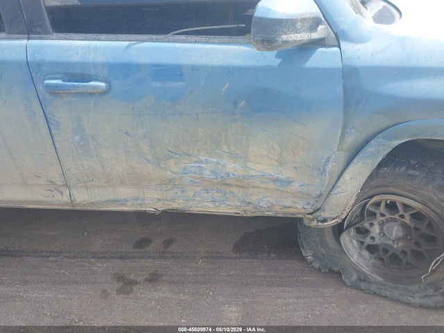 Продажа на аукционе авто 2018 Toyota 4runner Sr5 Prem/ltdl/trail/trd, vin: JTEBU5JR0J5515927, номер лота: 45809974