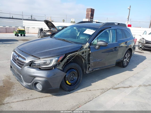 Subaru Outback 2.5i Limited 2018 4S4BSANC8J3304491 Image 2