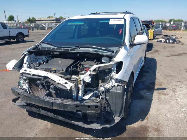 5TDXK3DCXGS710898 Toyota Sienna Se 8 Passenger