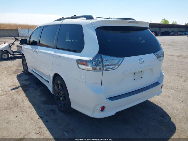 5TDXK3DCXGS710898 Toyota Sienna Se 8 Passenger