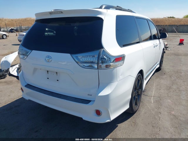 5TDXK3DCXGS710898 Toyota Sienna Se 8 Passenger