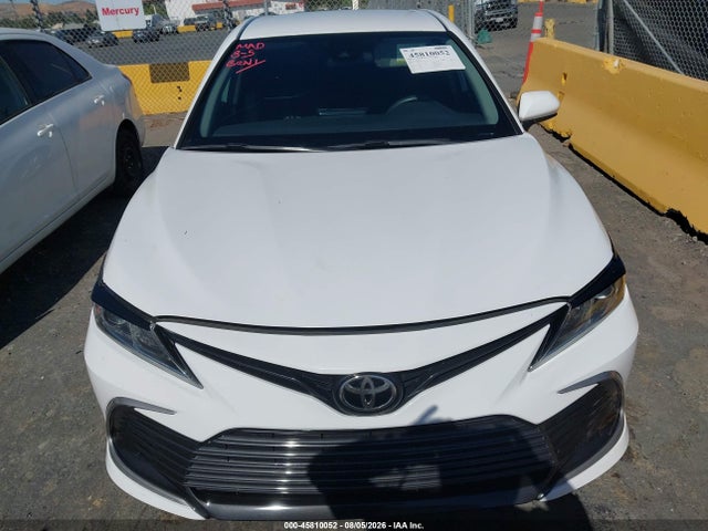 4T1C11AK0NU632461 Toyota CAMRY LE