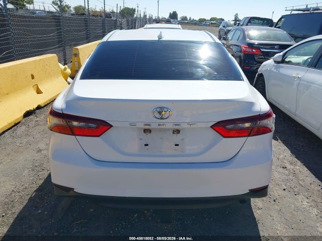 4T1C11AK0NU632461 Toyota CAMRY LE