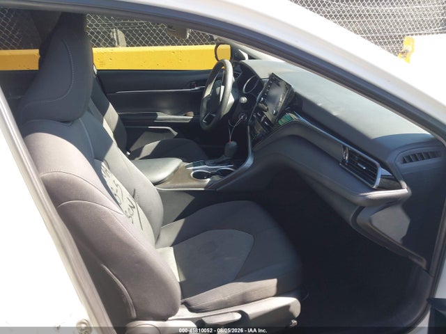 4T1C11AK0NU632461 Toyota CAMRY LE