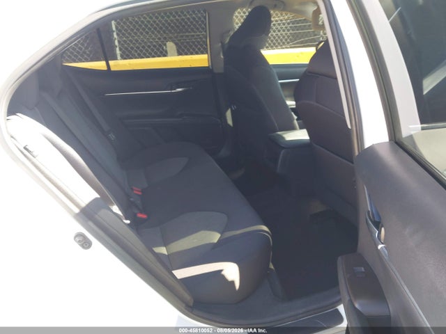 4T1C11AK0NU632461 Toyota CAMRY LE
