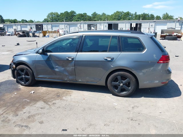 2017 Volkswagen Golf Sportwagen Tsi S მანქანა იყიდება აუქციონზე, vin: 3VW017AU3HM507245, აუქციონის ნომერი: 45810067