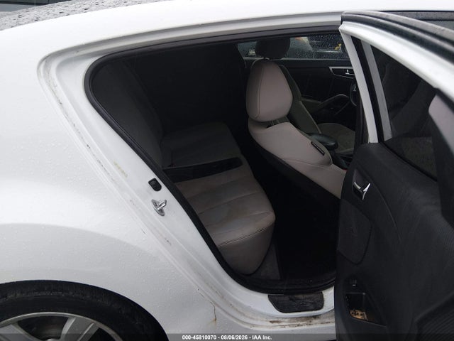 2013 Hyundai Veloster Base W/gray მანქანა იყიდება აუქციონზე, vin: KMHTC6AD9DU119586, აუქციონის ნომერი: 45810070