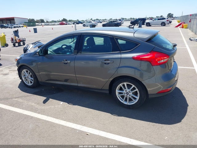 Ford FOCUS SE 2017 1FADP3K23HL215031 Image 15