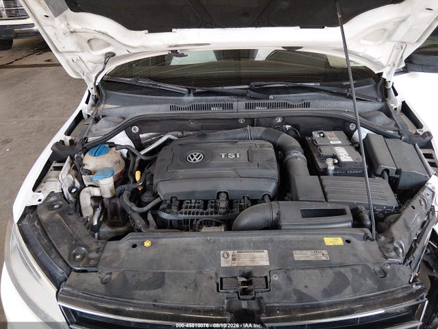 2015 Volkswagen Jetta 1.8t Sport მანქანა იყიდება აუქციონზე, vin: 3VWD17AJ4FM425223, აუქციონის ნომერი: 45810076