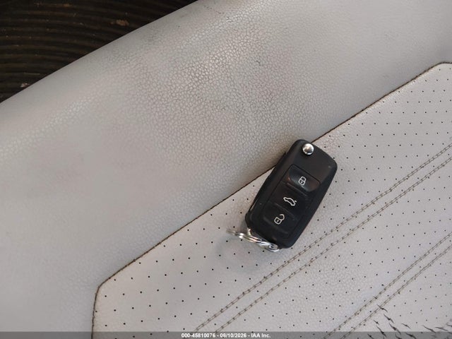 2015 Volkswagen Jetta 1.8t Sport მანქანა იყიდება აუქციონზე, vin: 3VWD17AJ4FM425223, აუქციონის ნომერი: 45810076
