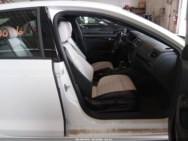 2015 Volkswagen Jetta 1.8t Sport მანქანა იყიდება აუქციონზე, vin: 3VWD17AJ4FM425223, აუქციონის ნომერი: 45810076