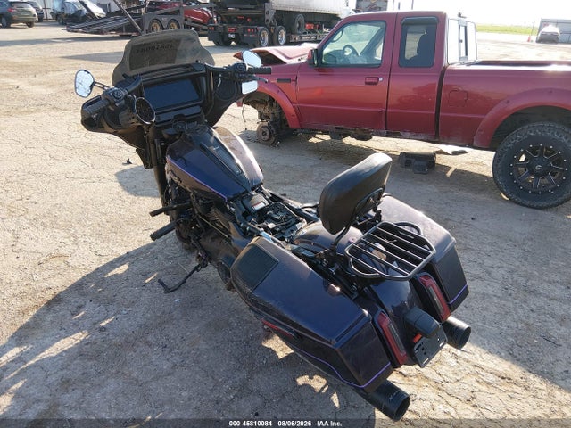 Harley-Davidson FLHX 2025 1HD1KB713SB644087 Image 3