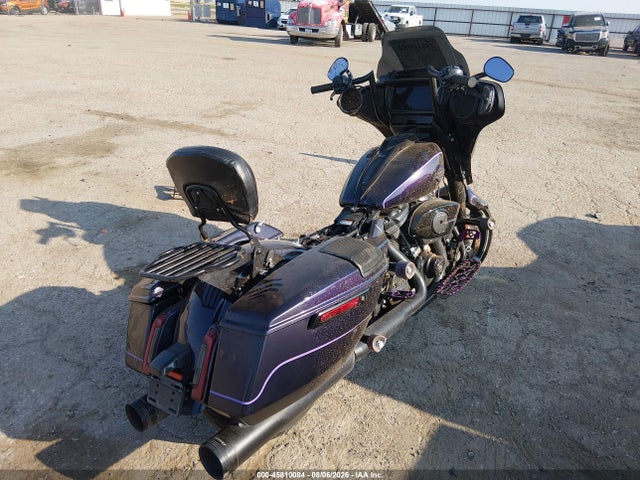 Harley-Davidson FLHX 2025 1HD1KB713SB644087 Image 4