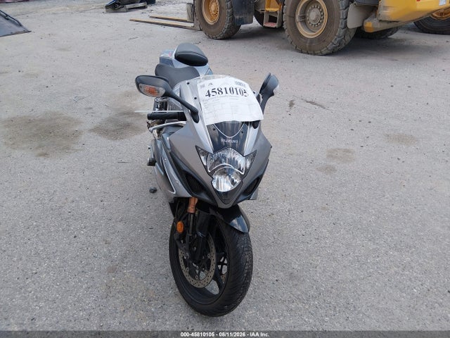 Продажа на аукционе авто 2006 Suzuki Gsx-r1000, vin: JS1GT76A562102724, номер лота: 45810105