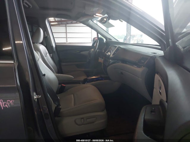 Продаж на аукціоні авто 2018 Honda Pilot Touring, vin: 5FNYF5H94JB010292, номер лоту: 45810127