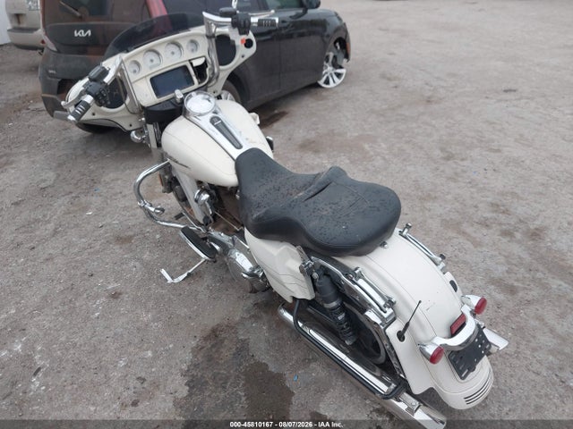 Harley-Davidson FLHX 2019 1HD1KBC15KB647126 Image 3