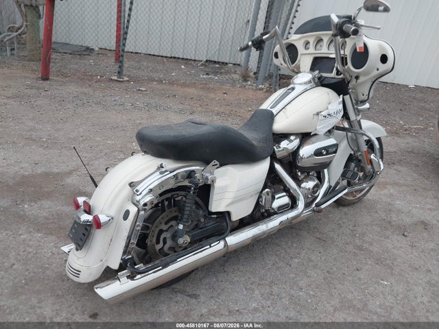 Harley-Davidson FLHX 2019 1HD1KBC15KB647126 Image 4