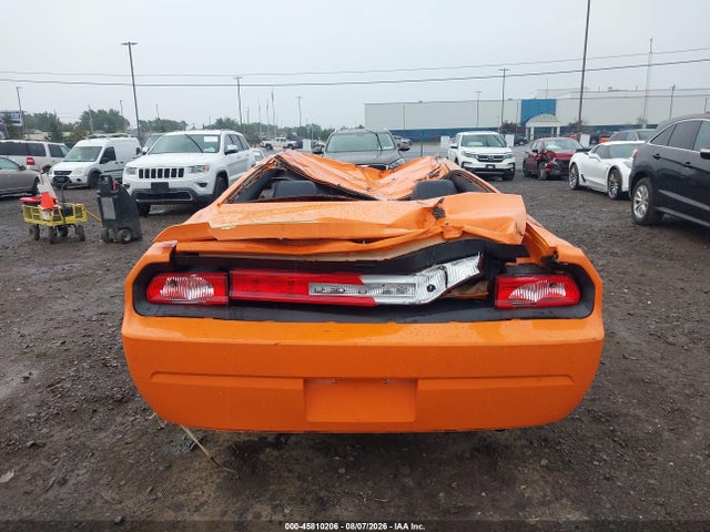 45810206 :رقم المزاد ، 2C3CDYBT8EH185476 vin ، 2014 Dodge Challenger R/t مزاد بيع