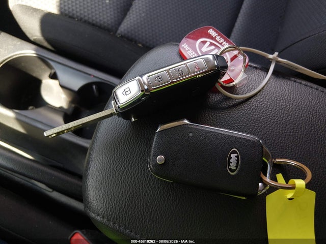 2021 Kia Soul Lx მანქანა იყიდება აუქციონზე, vin: KNDJ23AU7M7770419, აუქციონის ნომერი: 45810262