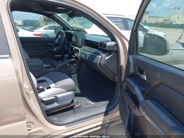 Продажа на аукционе авто 2026 Toyota Tacoma Trd Sport, vin: 3TMKB5FN0TM063085, номер лота: 45810266