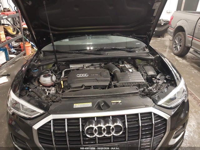 WA1BECF30K1080422 Audi Q3 2.0t Premium