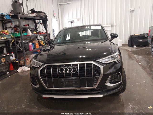 WA1BECF30K1080422 Audi Q3 2.0t Premium