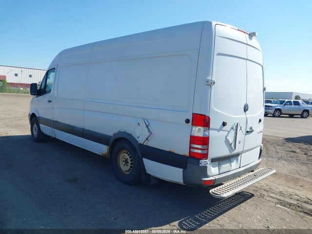 Mercedes-Benz Sprinter 2500 High Roof 2014 WD3PE8DE5E5899172 Image 3