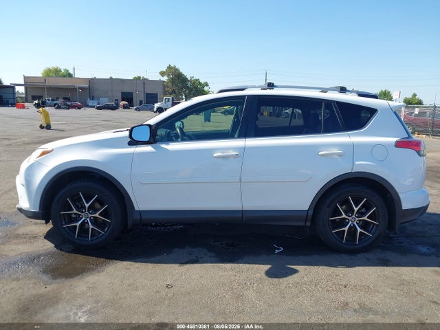 JTMJFREV9GD190329 Toyota RAV4 SE