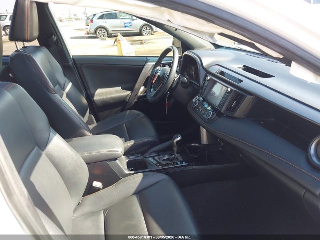 JTMJFREV9GD190329 Toyota RAV4 SE