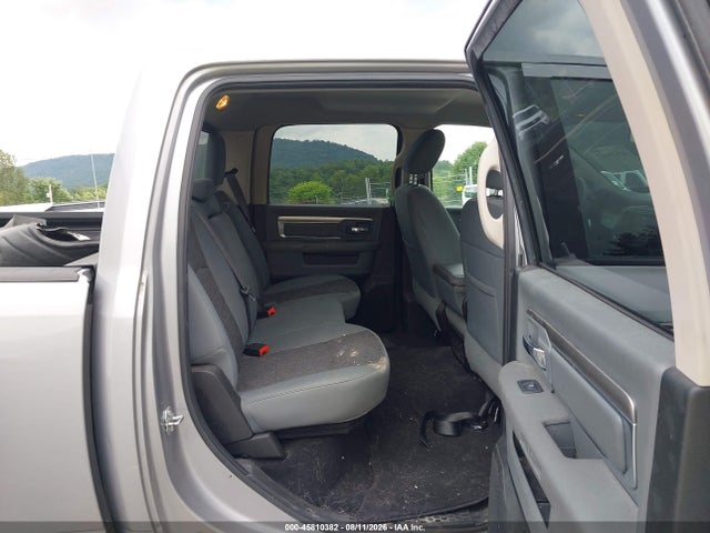 Продаж на аукціоні авто 2019 Ram 1500 Classic Big Horn  4x4 6'4 Box, vin: 1C6RR7TT8KS679218, номер лоту: 45810382