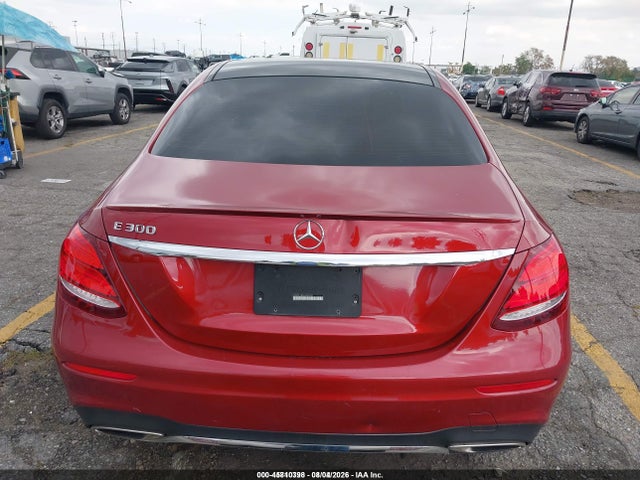 Продажа на аукционе авто 2017 Mercedes-benz E 300, vin: WDDZF4JB3HA050335, номер лота: 45810398