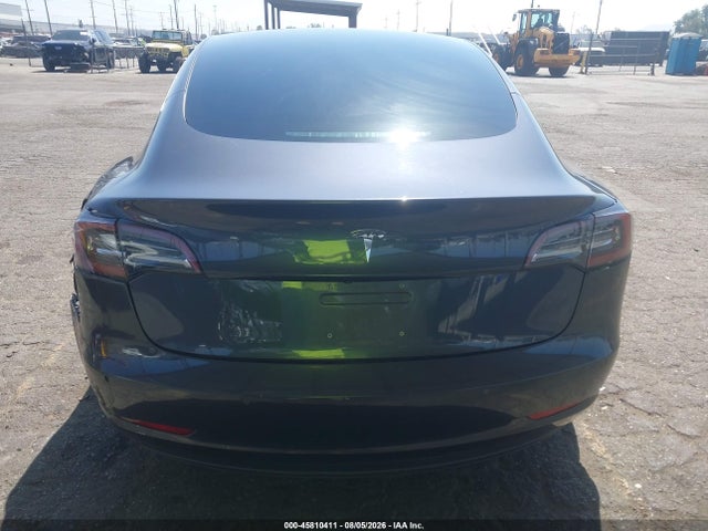 5YJ3E1EA9JF045401 Tesla Model 3 Long Range/mid Range