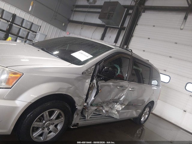 45810448 :رقم المزاد ، 2A4RR5DG6BR701601 vin ، 2011 Chrysler Town & Country Touring مزاد بيع