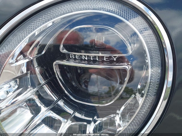 2017 Bentley Bentayga W12/w12 First Edition მანქანა იყიდება აუქციონზე, vin: SJAAC2ZV1HC013275, აუქციონის ნომერი: 45810469
