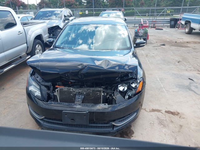 2012 Volkswagen Passat 2.5l Sel მანქანა იყიდება აუქციონზე, vin: 1VWCH7A32CC075175, აუქციონის ნომერი: 45810473