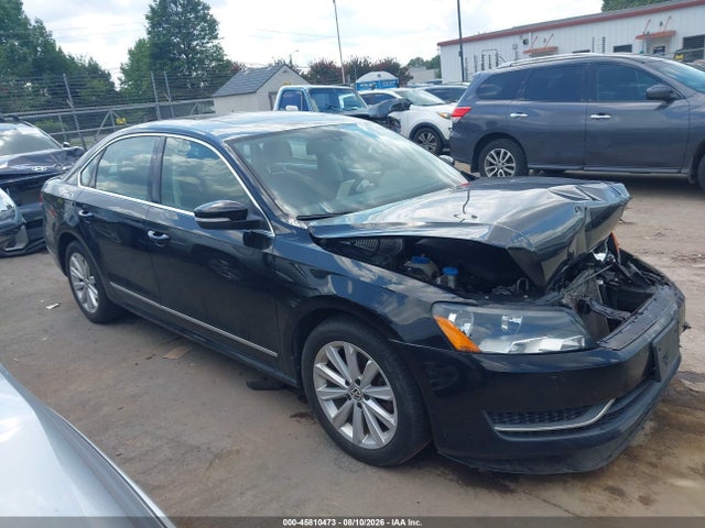 2012 Volkswagen Passat 2.5l Sel მანქანა იყიდება აუქციონზე, vin: 1VWCH7A32CC075175, აუქციონის ნომერი: 45810473