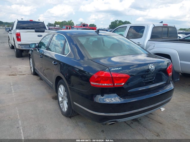 2012 Volkswagen Passat 2.5l Sel მანქანა იყიდება აუქციონზე, vin: 1VWCH7A32CC075175, აუქციონის ნომერი: 45810473